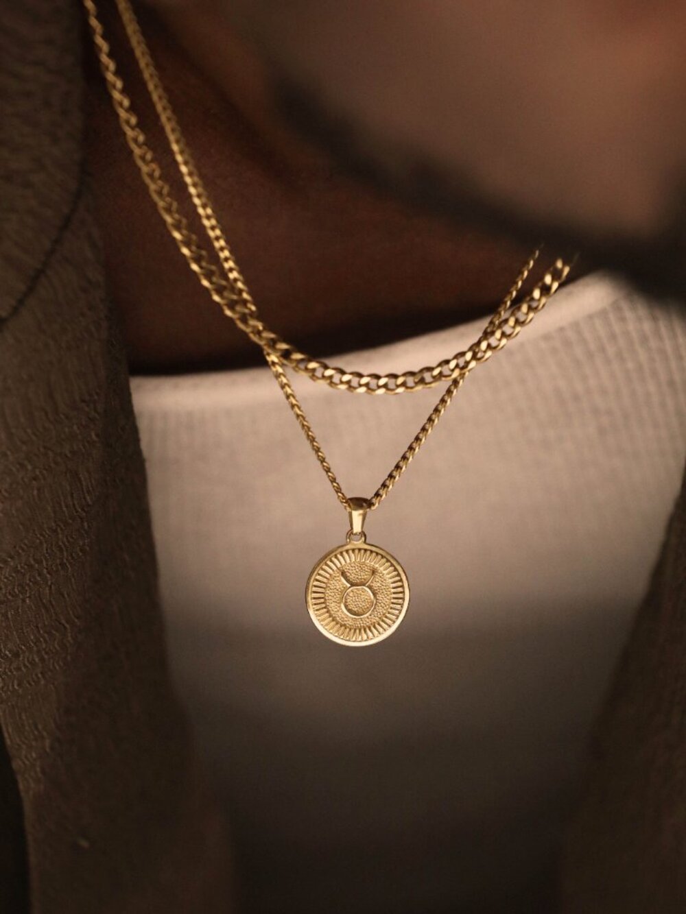 Men's Gold Taurus Pendant Necklace